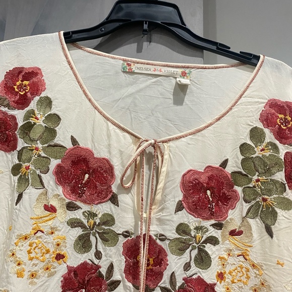 Chelsea & Violet top - Picture 2 of 2